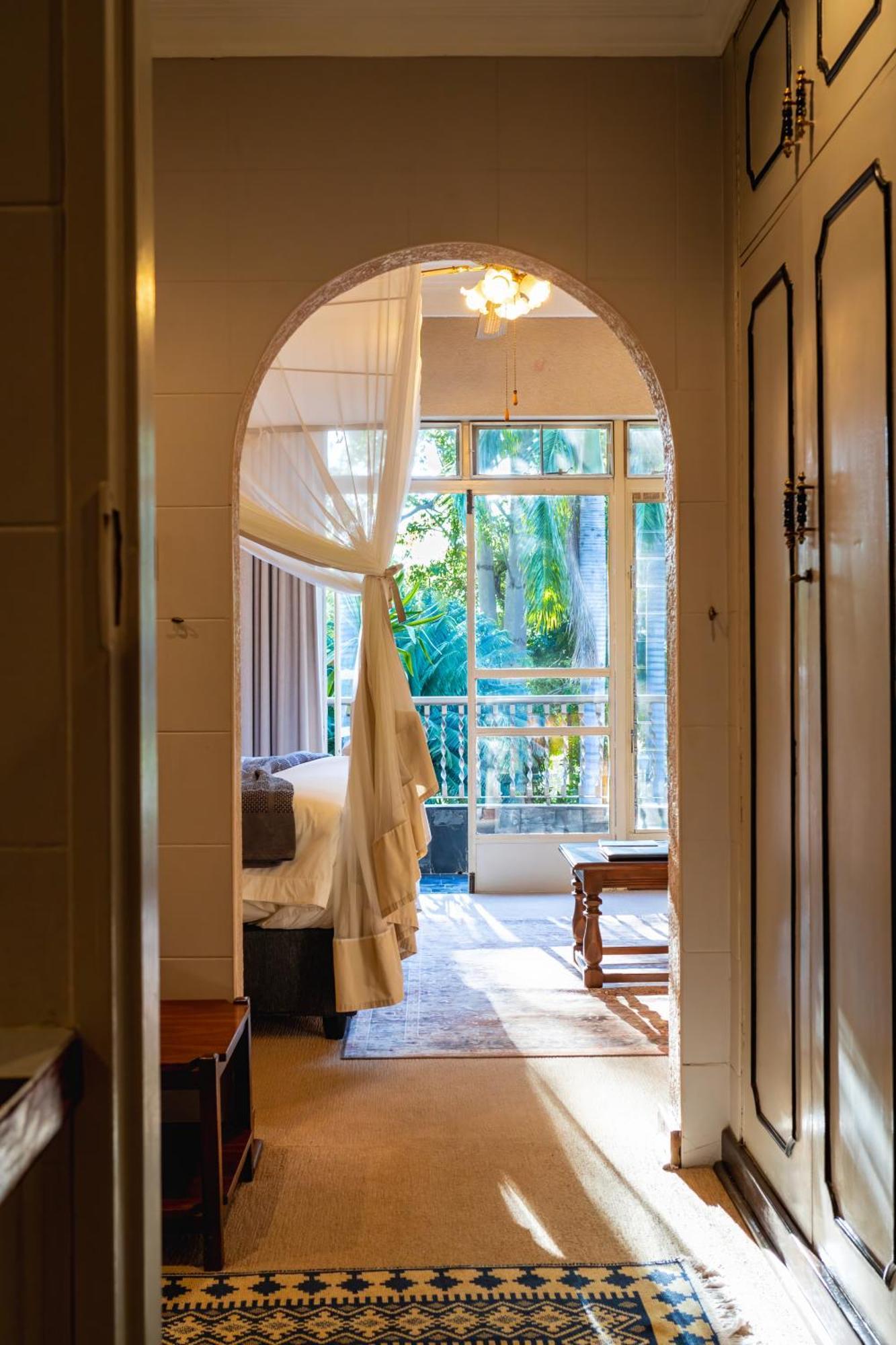 The Victorian Manor Bed & Breakfast Victoria Falls Ngoại thất bức ảnh