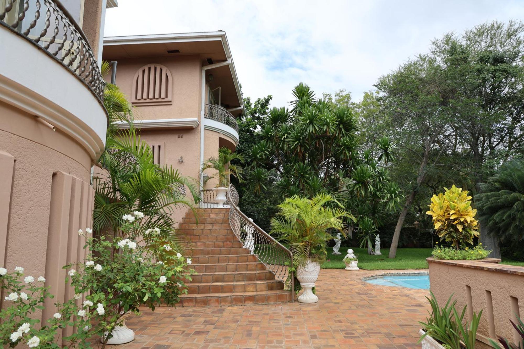 The Victorian Manor Bed & Breakfast Victoria Falls Ngoại thất bức ảnh