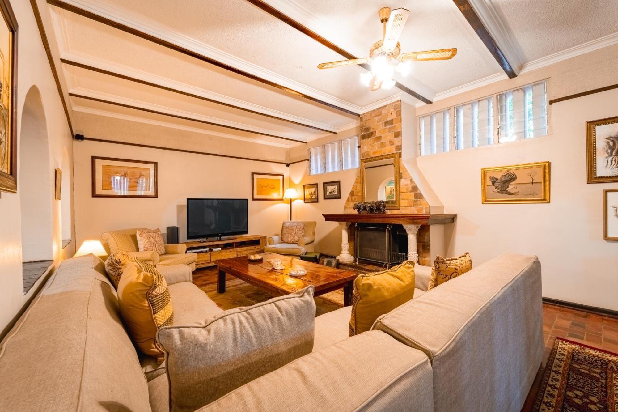 The Victorian Manor Bed & Breakfast Victoria Falls Ngoại thất bức ảnh