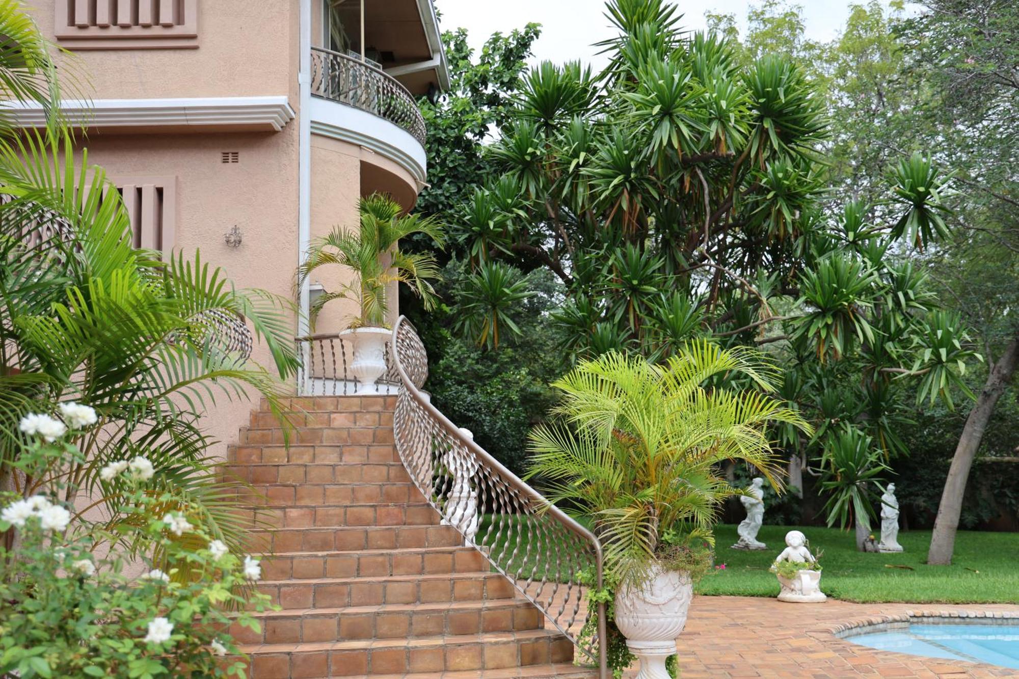 The Victorian Manor Bed & Breakfast Victoria Falls Ngoại thất bức ảnh